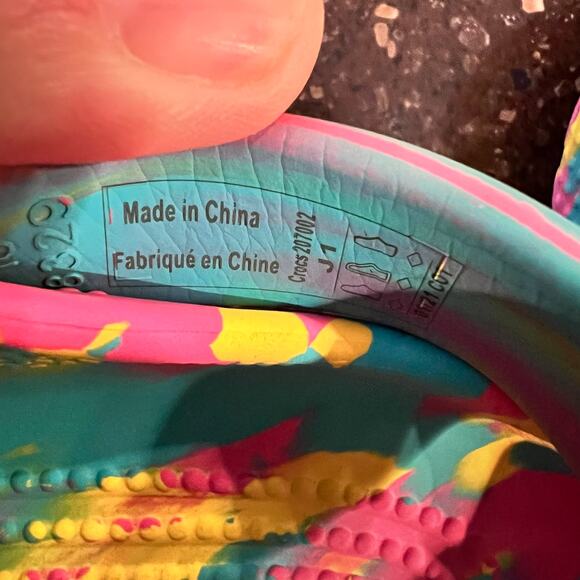 Crocs Kids Classic Marbled Clog Size J 3 Tie Dye Shoes - Picture 11 of 11